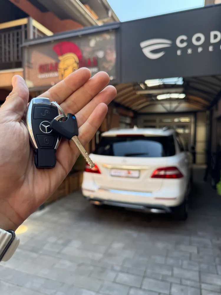 Mercedes ključ i ABLOY ključ ugrađene zaštite ispred Keno servisa