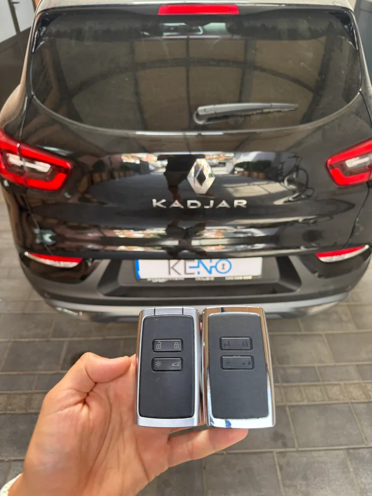 Dve Renault kartice-ključa programirane u Keno servisu